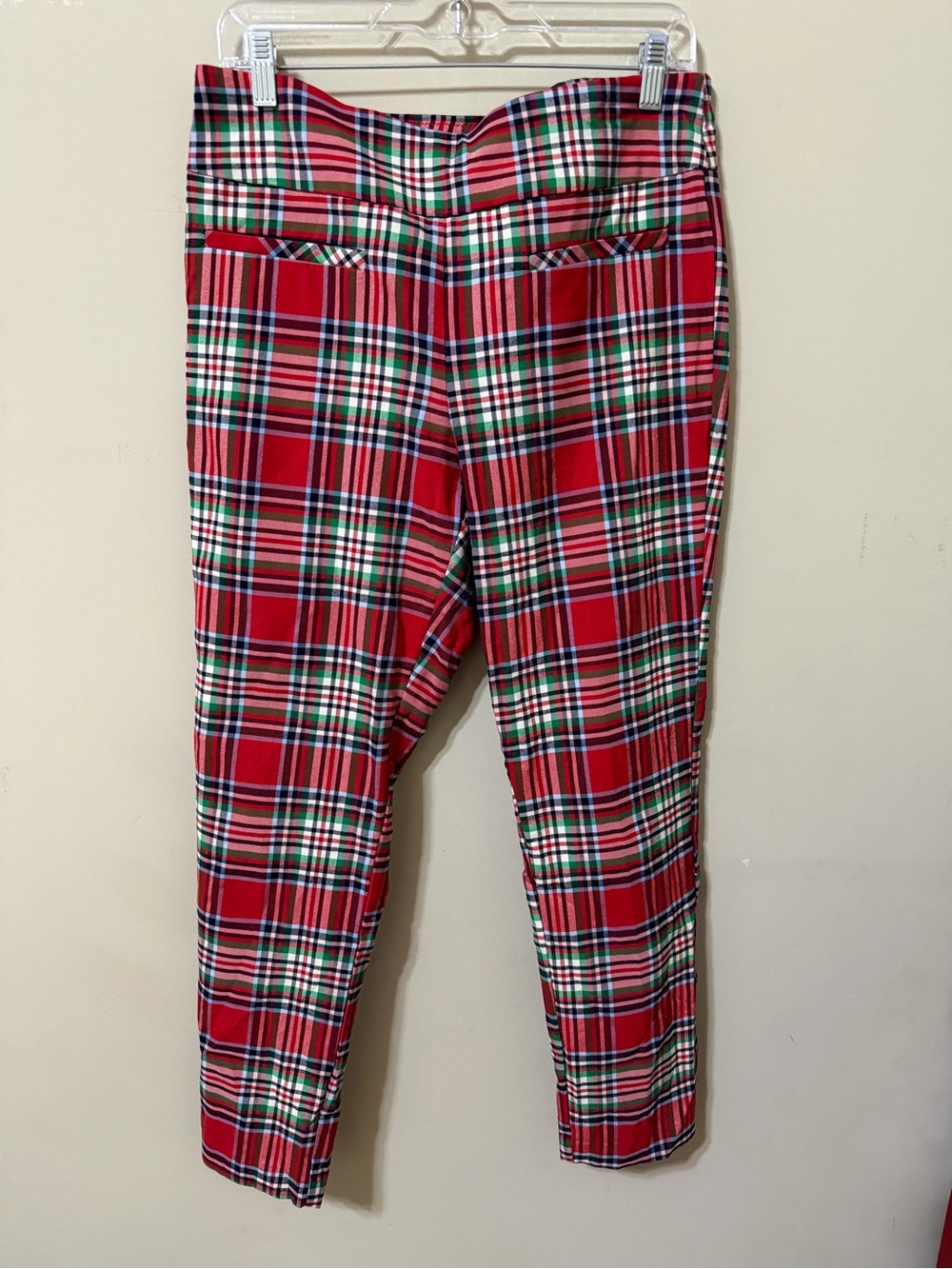 crown & ivy Red Plaid Skinny bow accent Chinos 10 holiday party ready euc